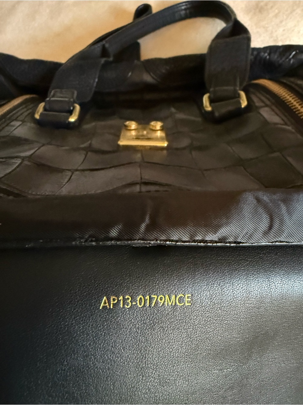 3.1 Phillip Lim Pashli Medium - Picture 10 of 16